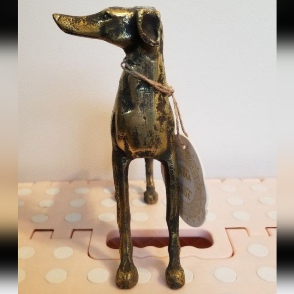 GOLD WHIPPET GREYHOUND STATUE - Picture 4 of 5